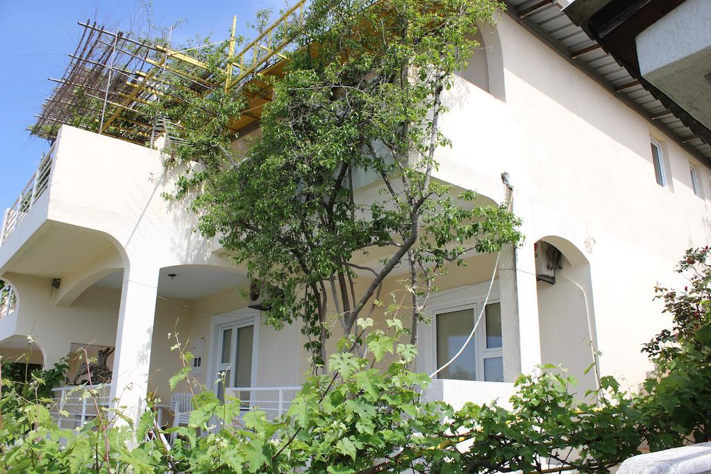 Apartments Vretenicic Bar Exterior photo